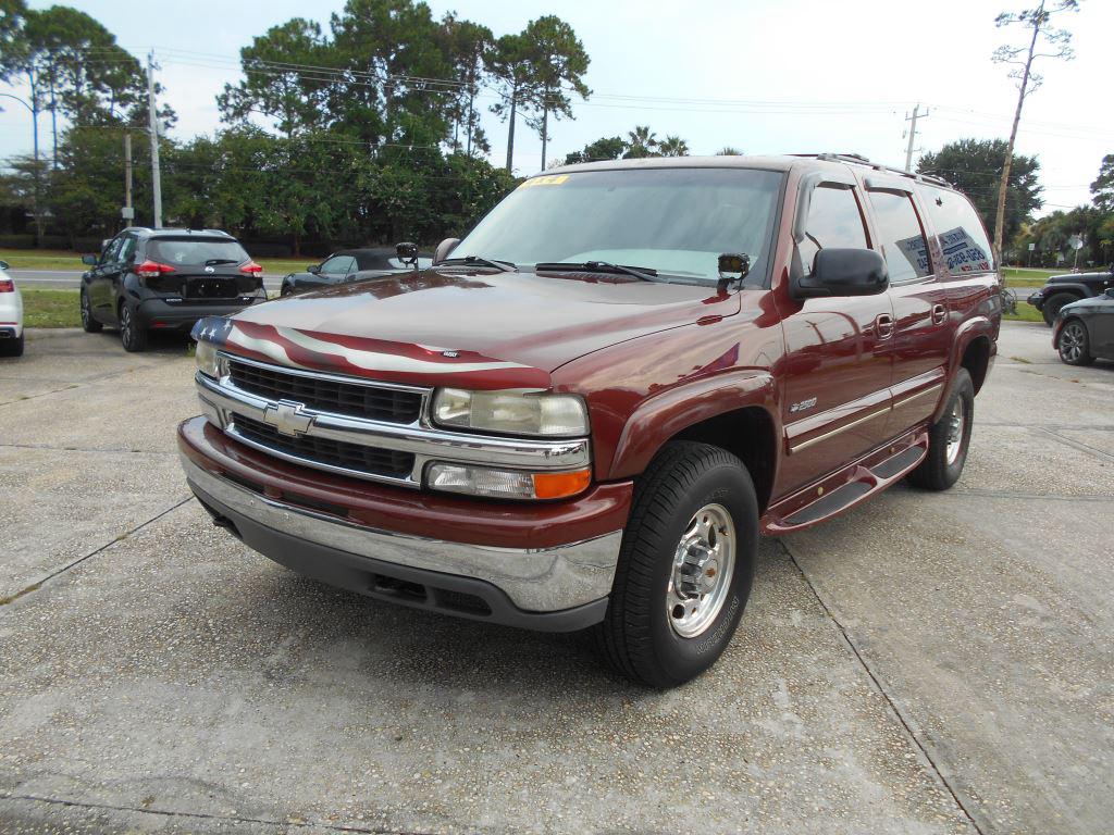 2000 Chevrolet Suburban - $9,800