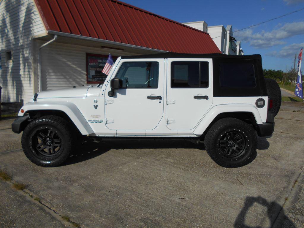 2015 Jeep Wrangler - $17,500