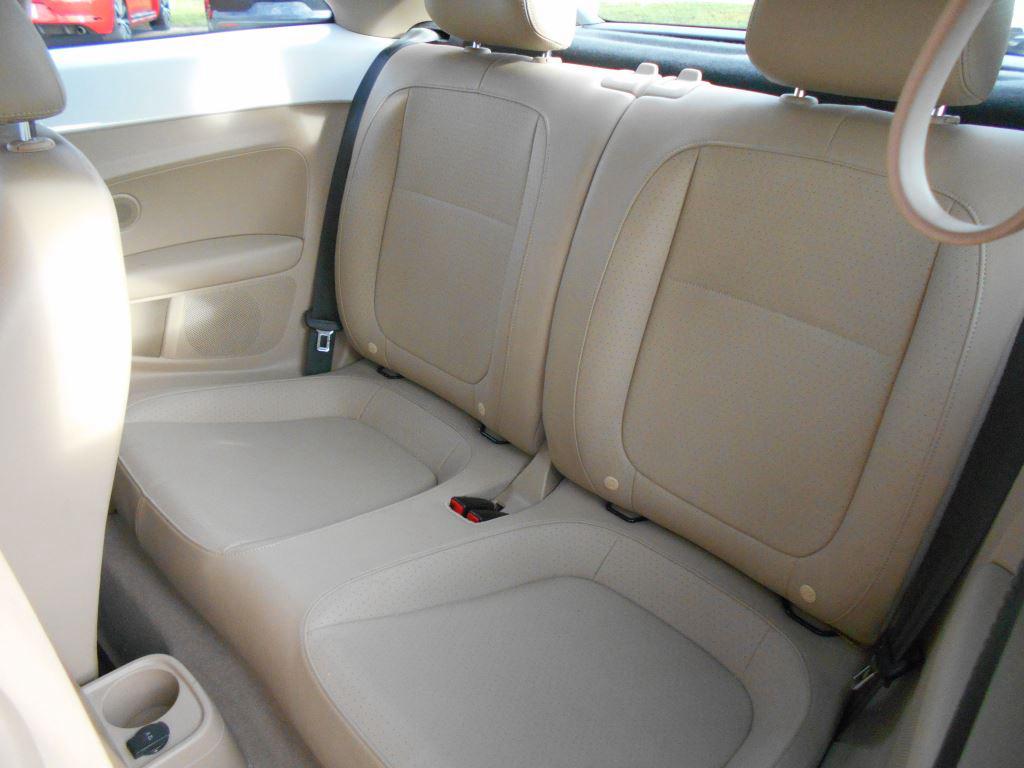 2015 Volkswagen Beetle - $12,990