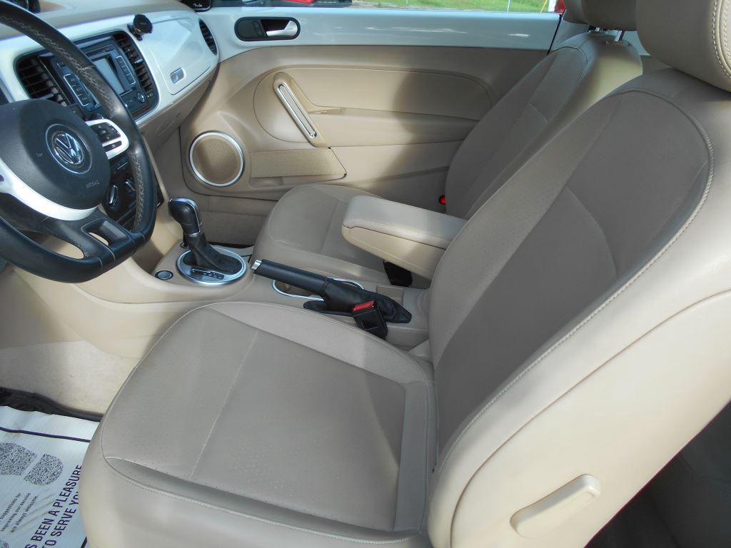 2015 Volkswagen Beetle - $12,990