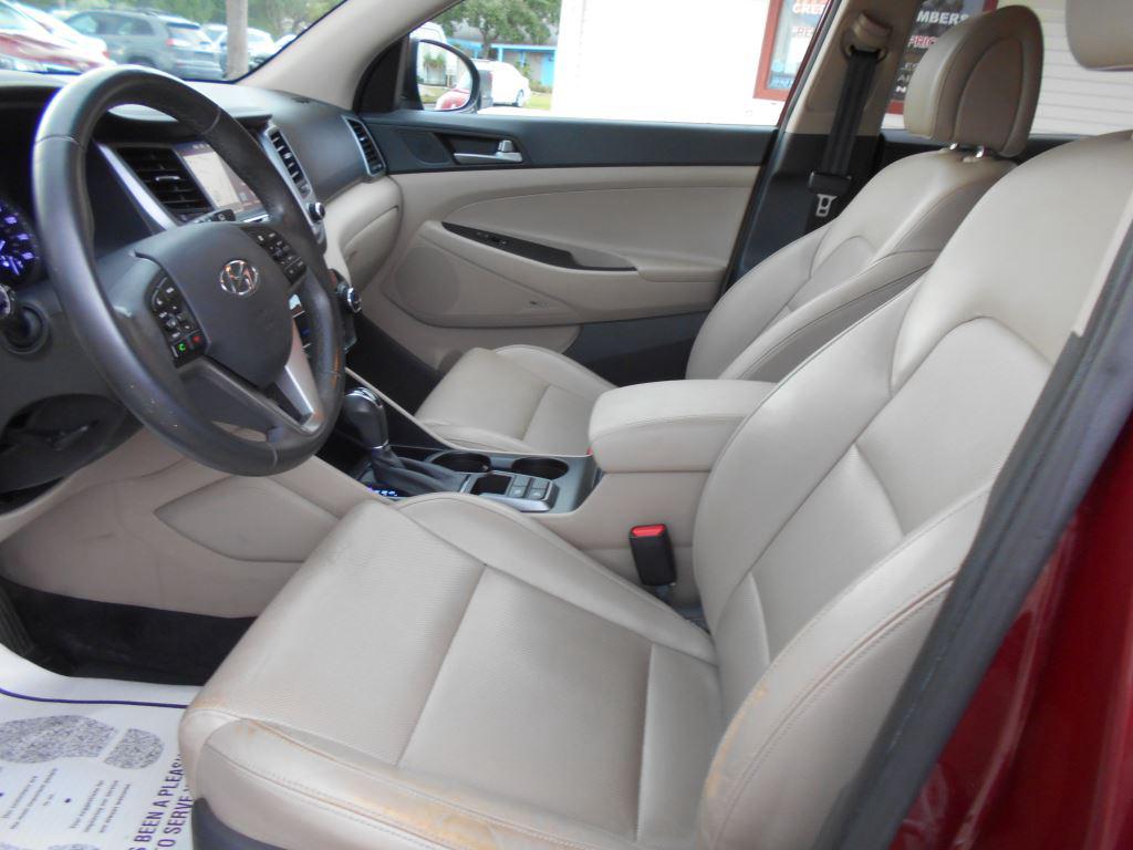 2017 Hyundai Tucson - $11,990