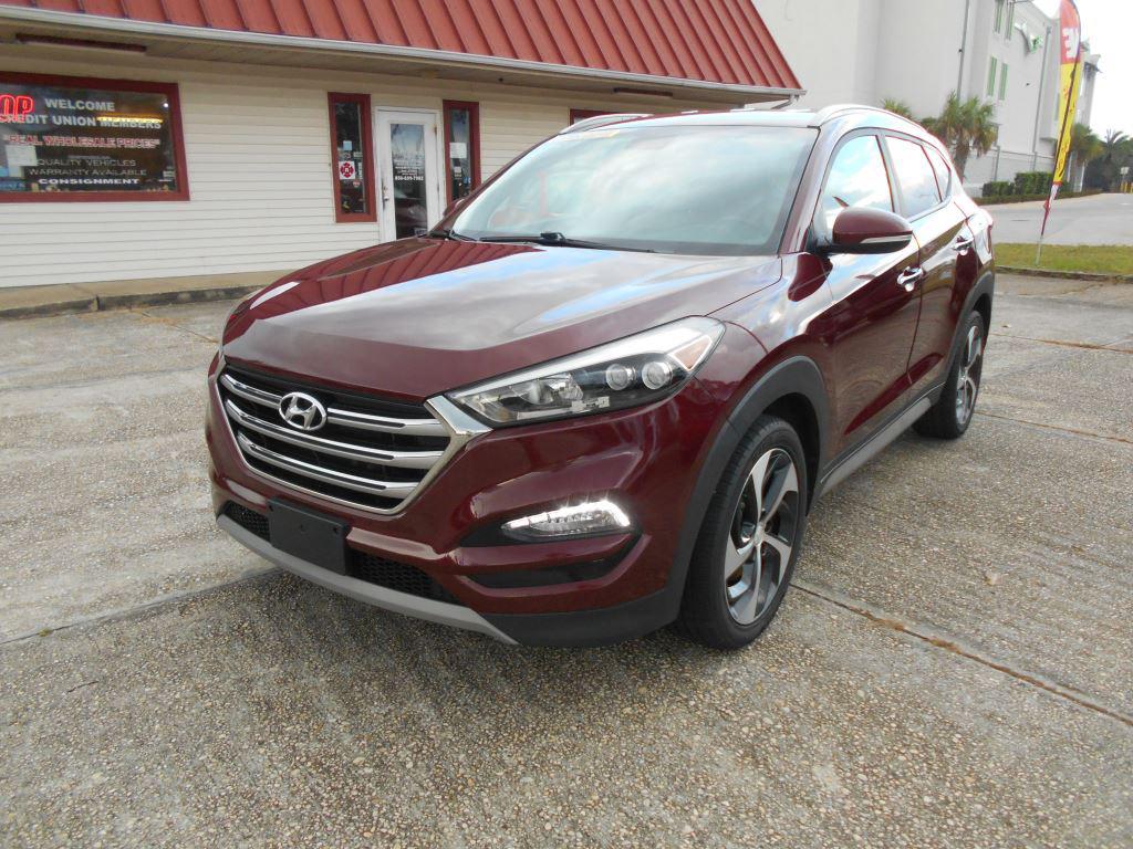 2017 Hyundai Tucson - $11,990