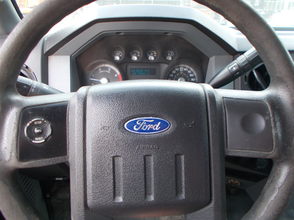 2012 Ford F-550 - $21,000