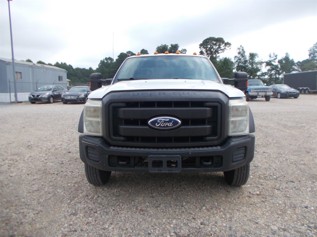 2012 Ford F-550 - $21,000