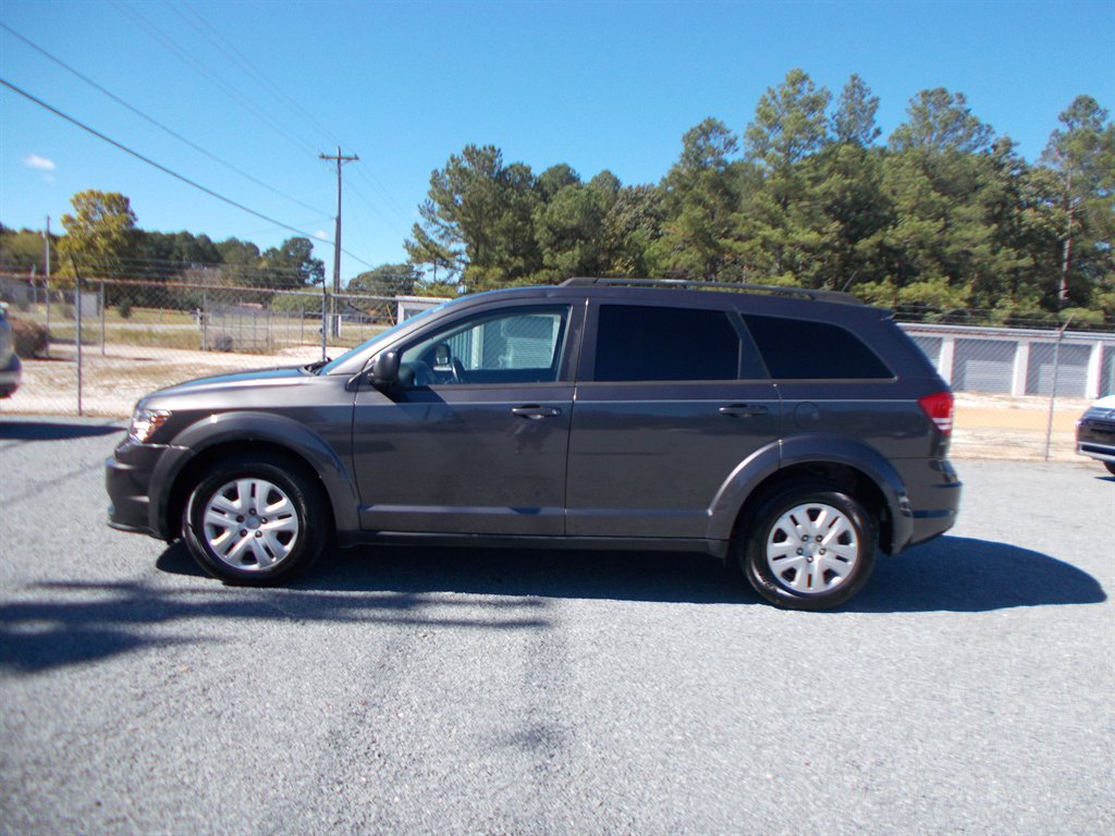 2017 Dodge Journey - $10,500