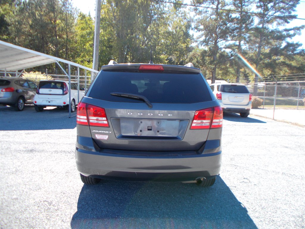 2017 Dodge Journey - $10,500