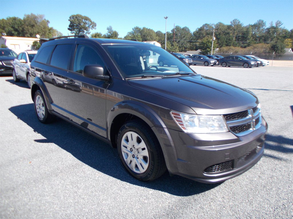 2017 Dodge Journey - $10,500