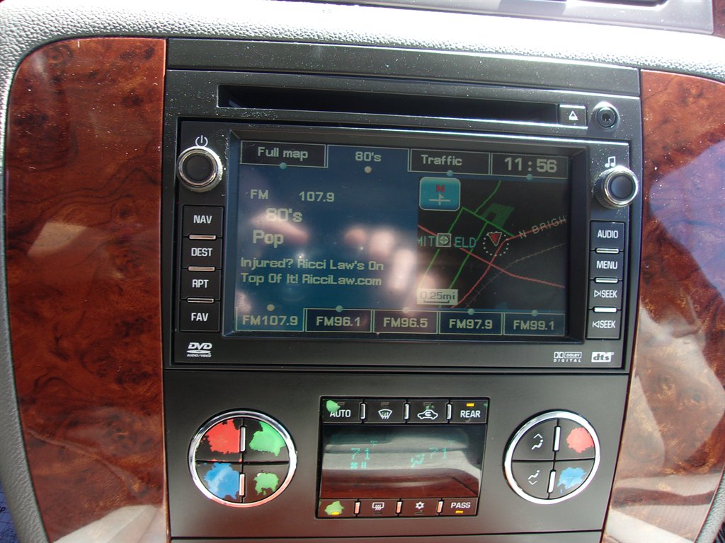 2009 Chevrolet Suburban LTZ 1500 photo