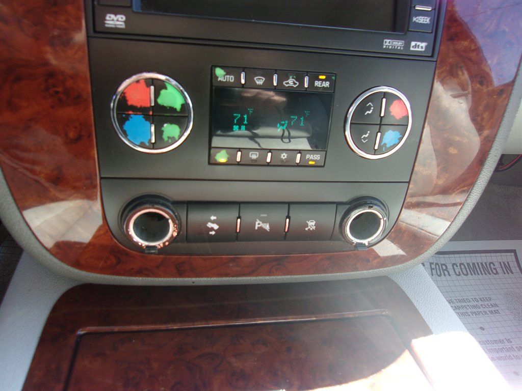 2009 Chevrolet Suburban LTZ 1500 photo