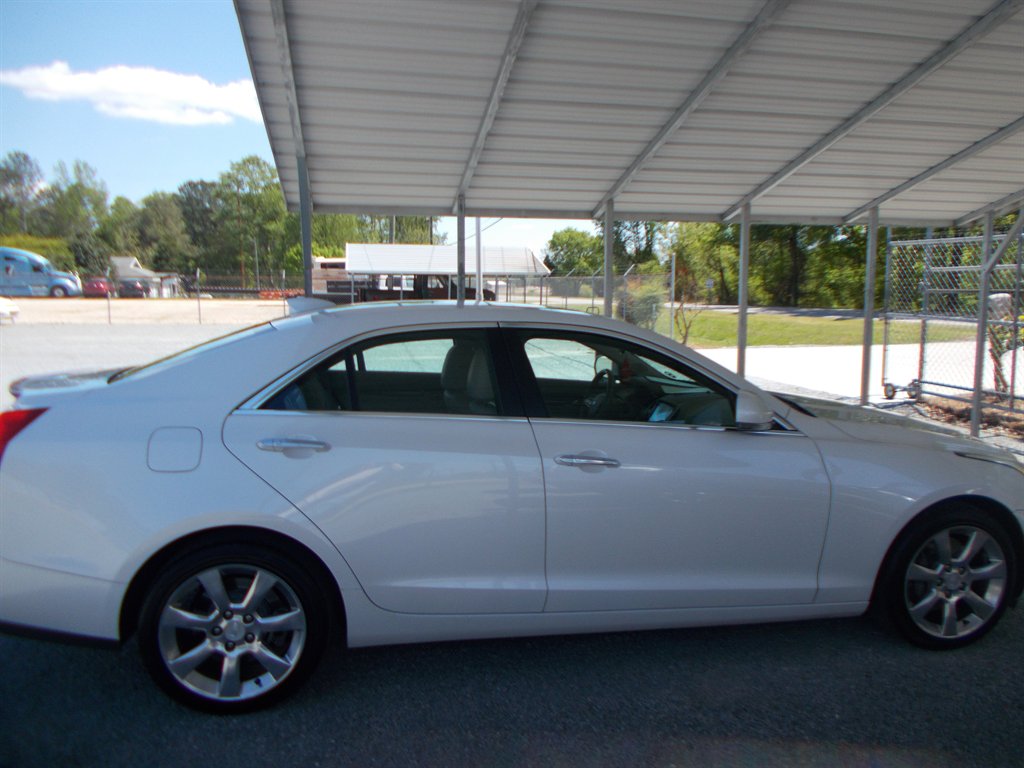 2015 Cadillac ATS Luxury photo