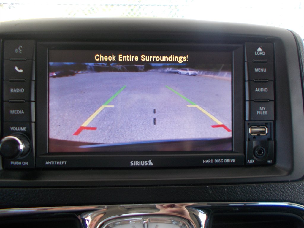 2014 Chrysler Town & Country Touring photo