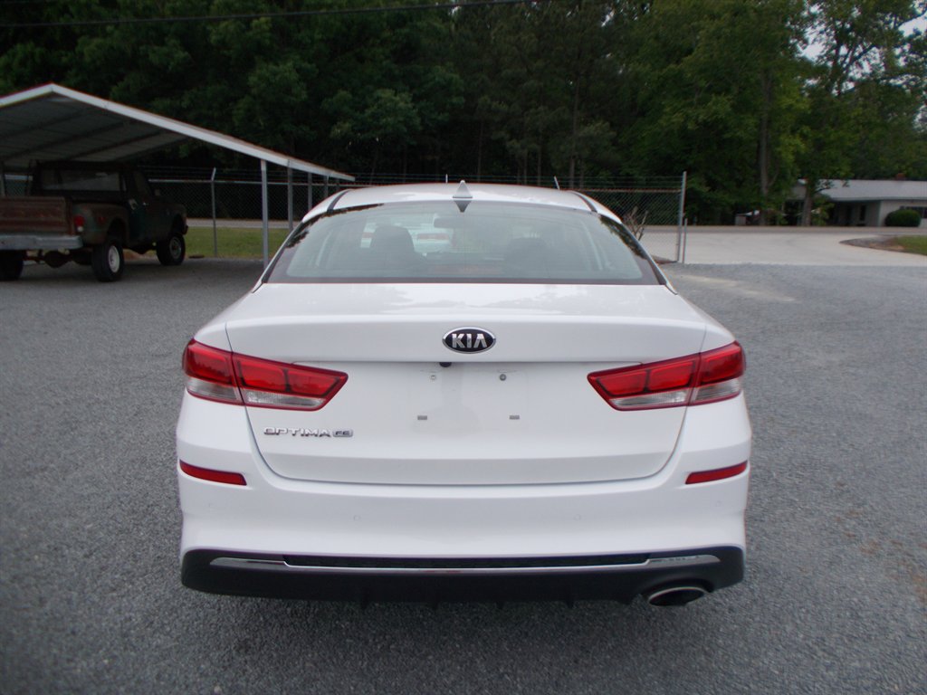 2020 Kia Optima LX photo
