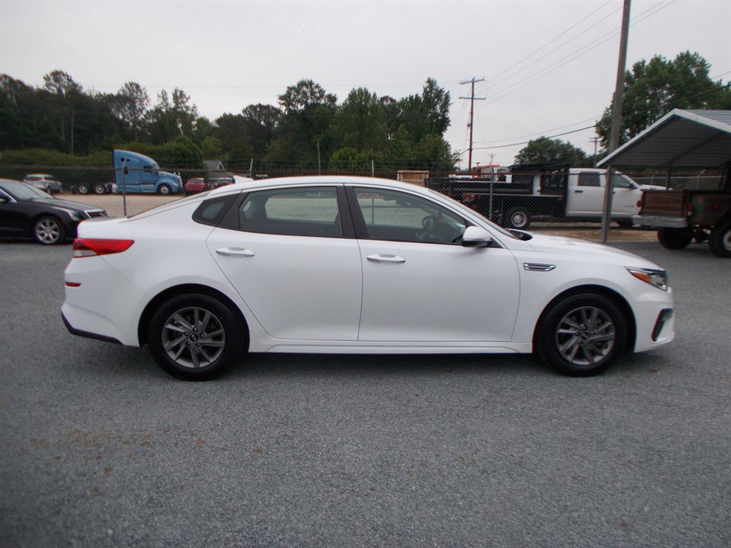 2020 Kia Optima LX photo