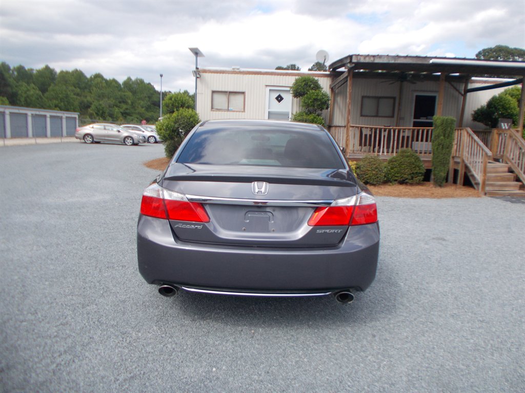 2015 Honda Accord - $14,000