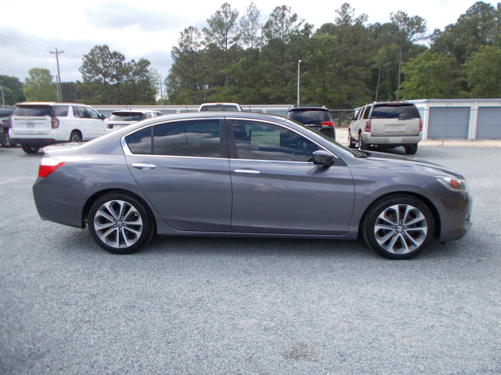 2015 Honda Accord - $14,000