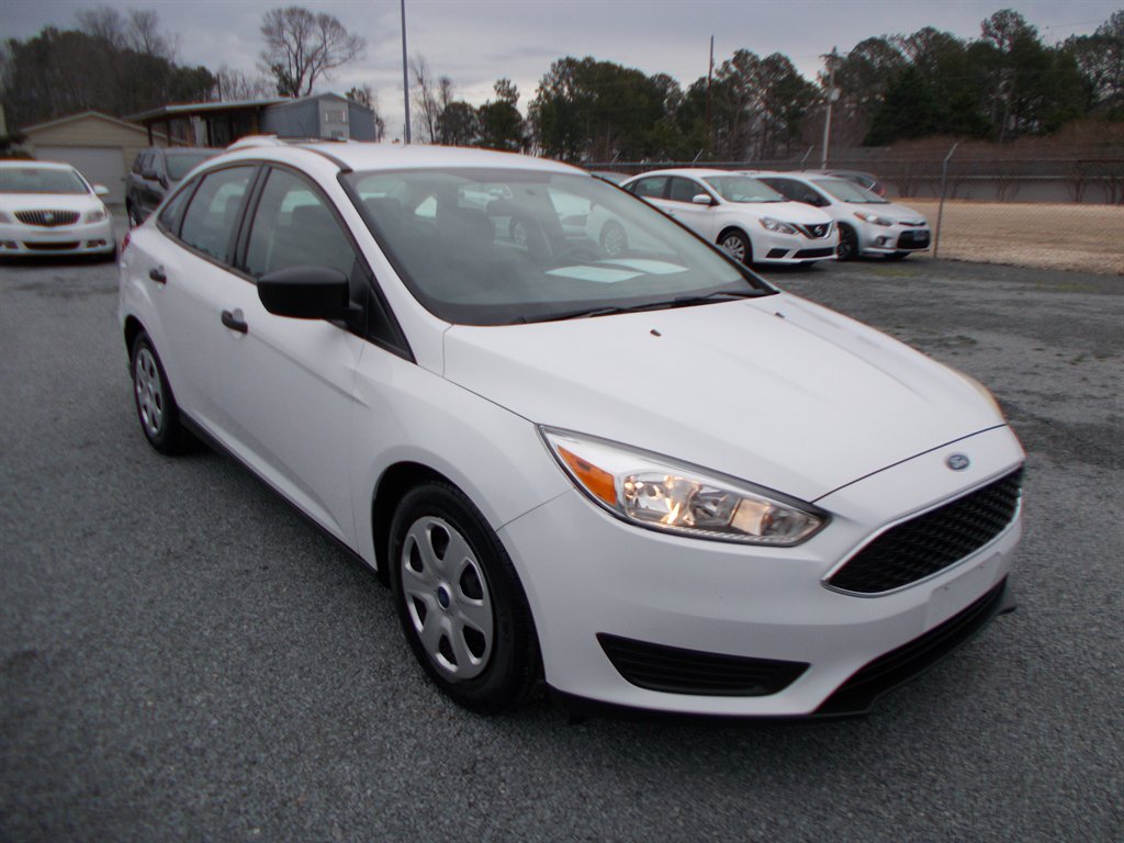 2017 Ford Focus - $10,000