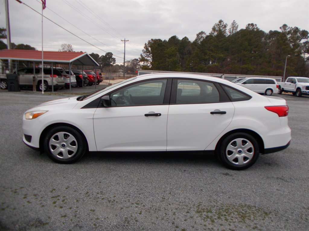 2017 Ford Focus - $10,000