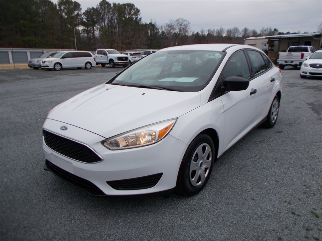 2017 Ford Focus - $10,000
