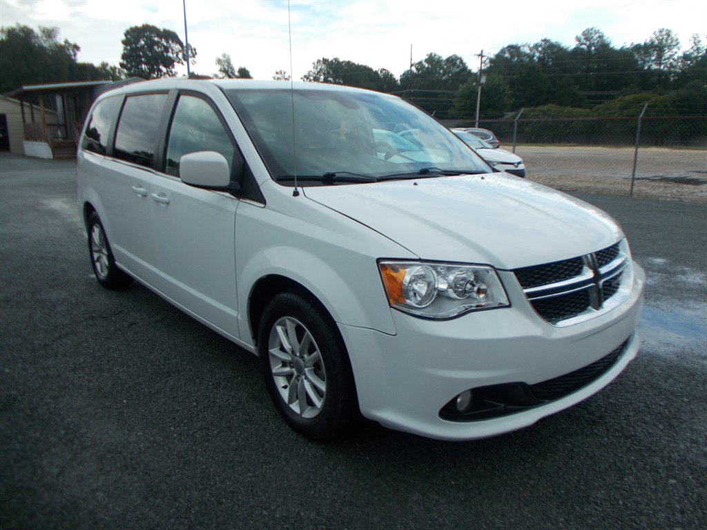 2019 Dodge Grand Caravan - $11,500