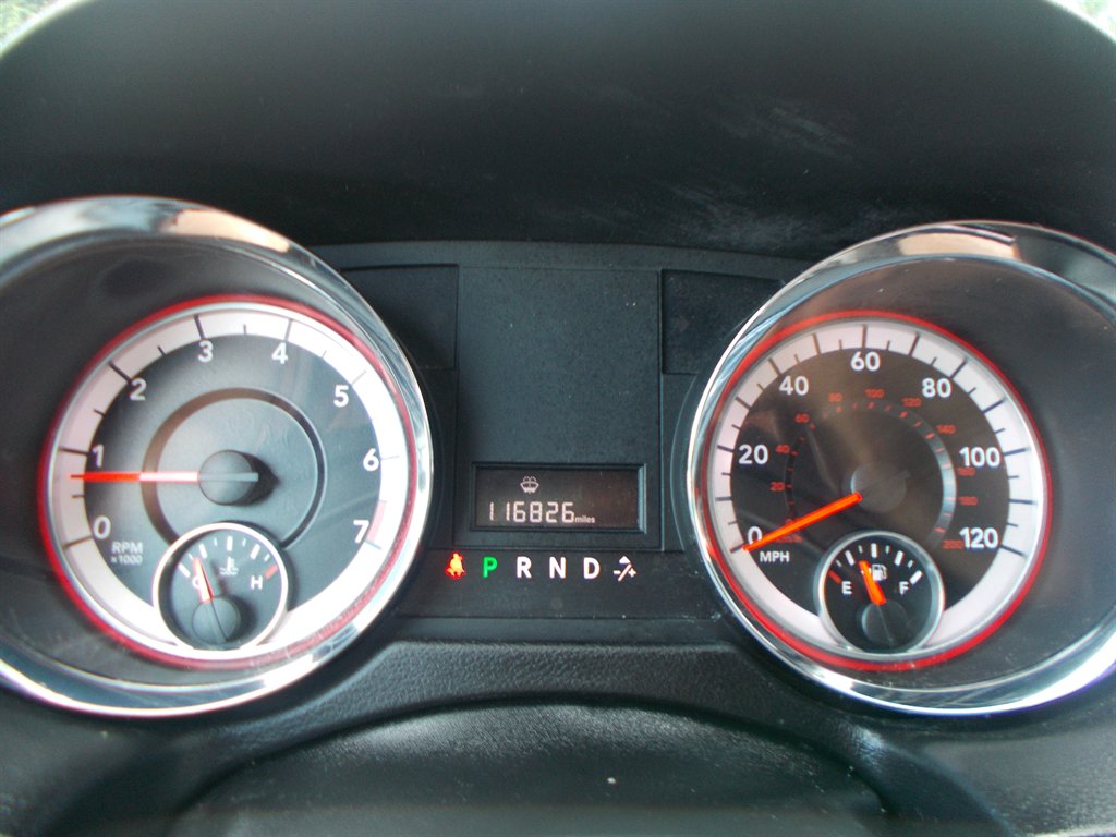 2019 Dodge Grand Caravan - $11,500