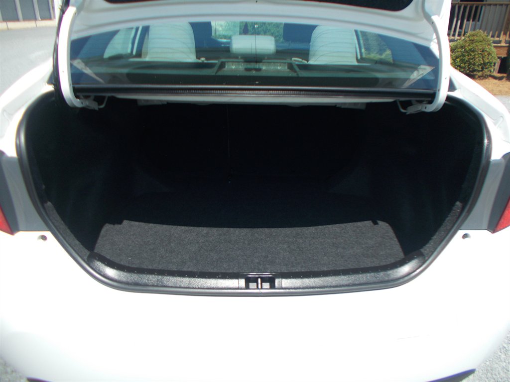 2014 Toyota Corolla - $10,000