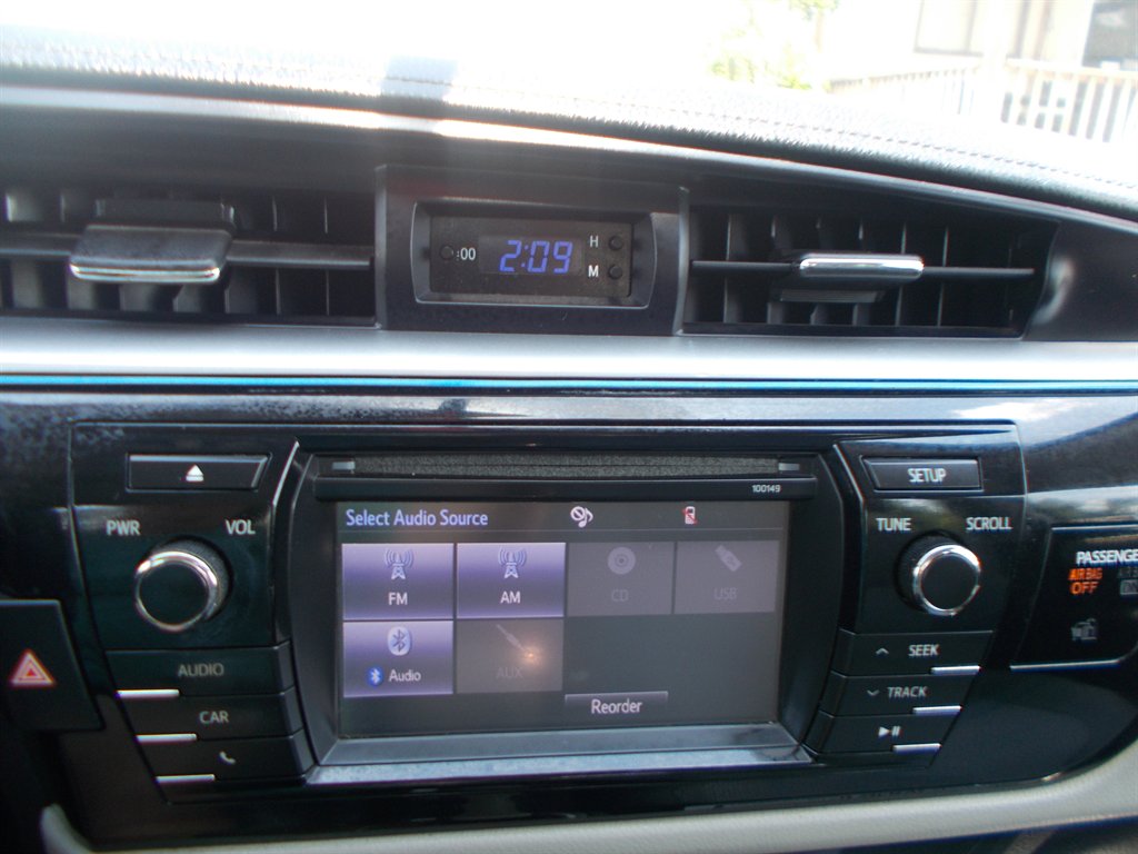 2014 Toyota Corolla - $10,000