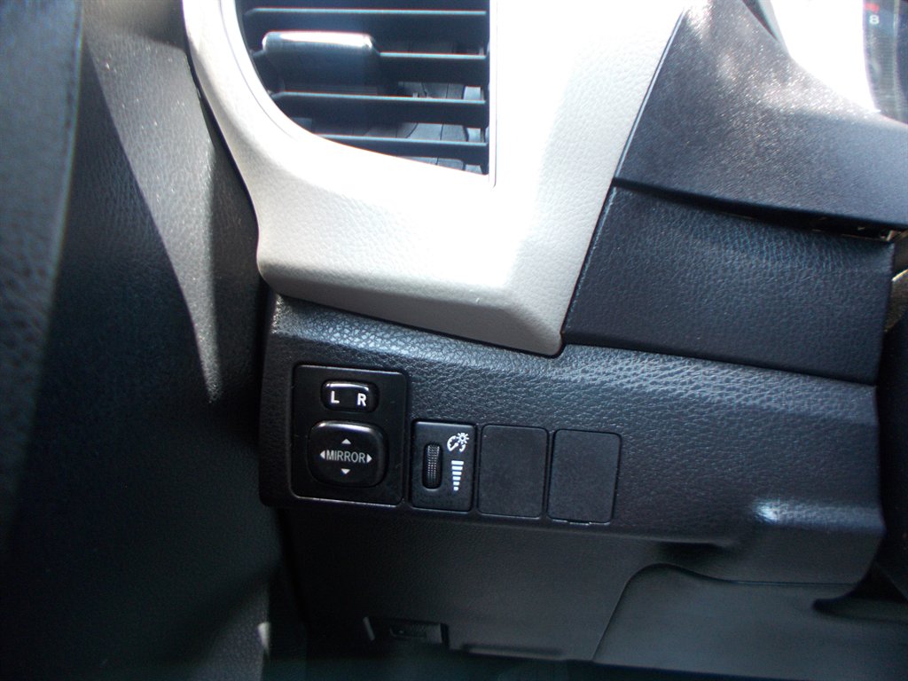 2014 Toyota Corolla - $10,000