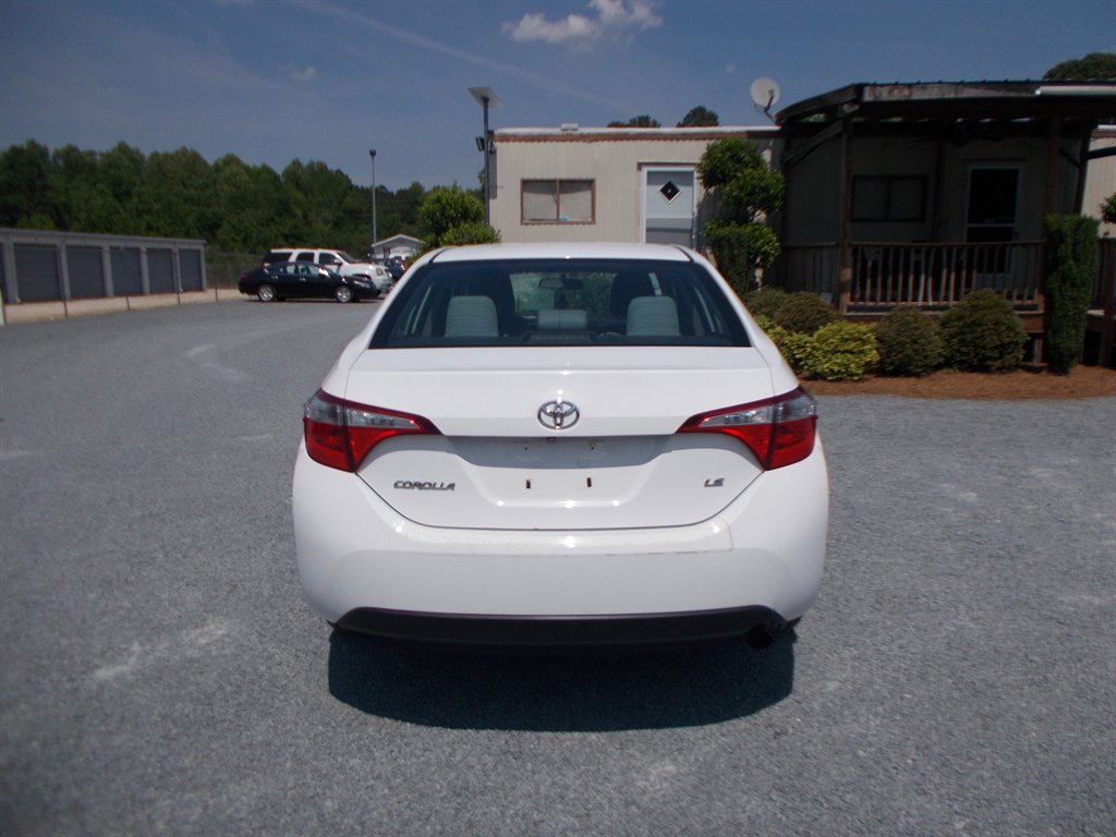 2014 Toyota Corolla - $10,000