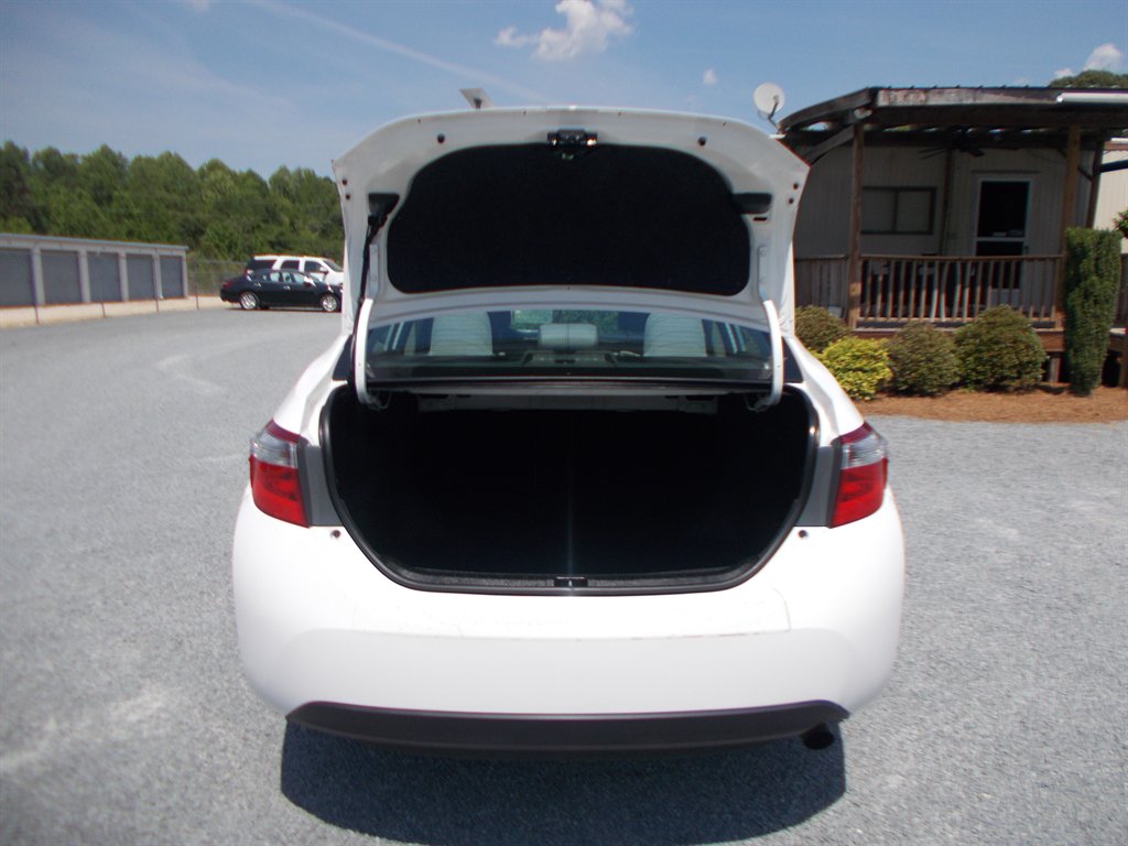 2014 Toyota Corolla - $10,000