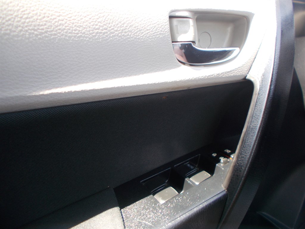 2014 Toyota Corolla - $10,000