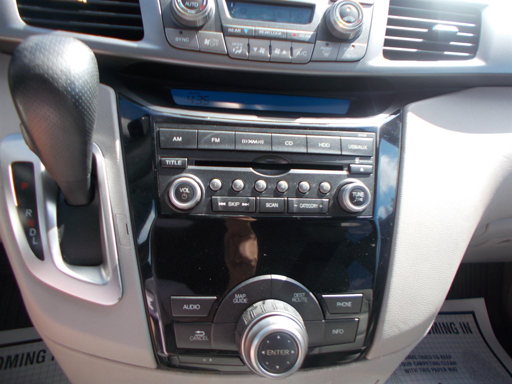 2013 Honda Odyssey - $10,500