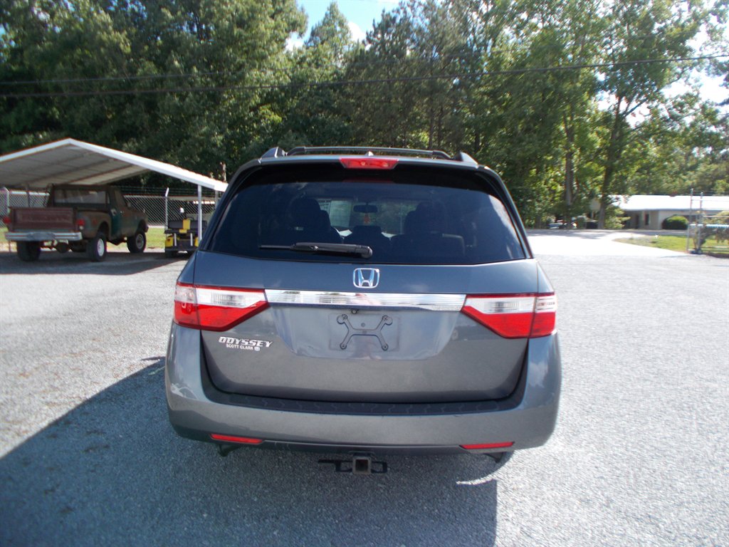 2013 Honda Odyssey - $10,500