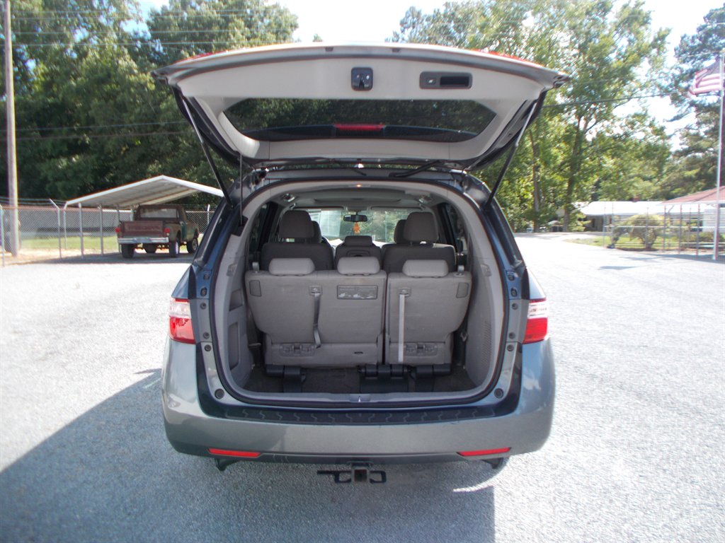 2013 Honda Odyssey - $10,500