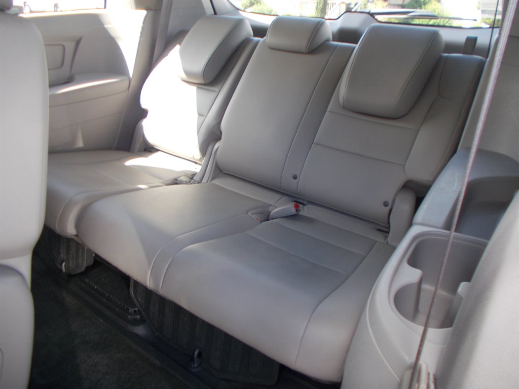 2013 Honda Odyssey - $10,500
