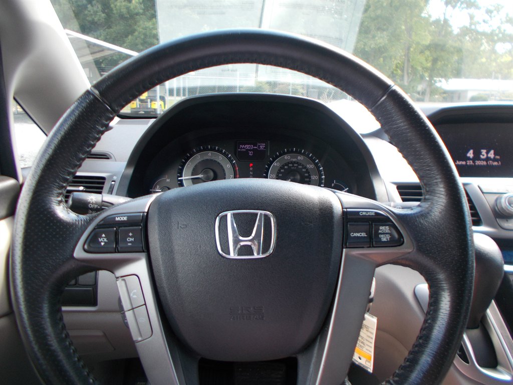 2013 Honda Odyssey - $10,500