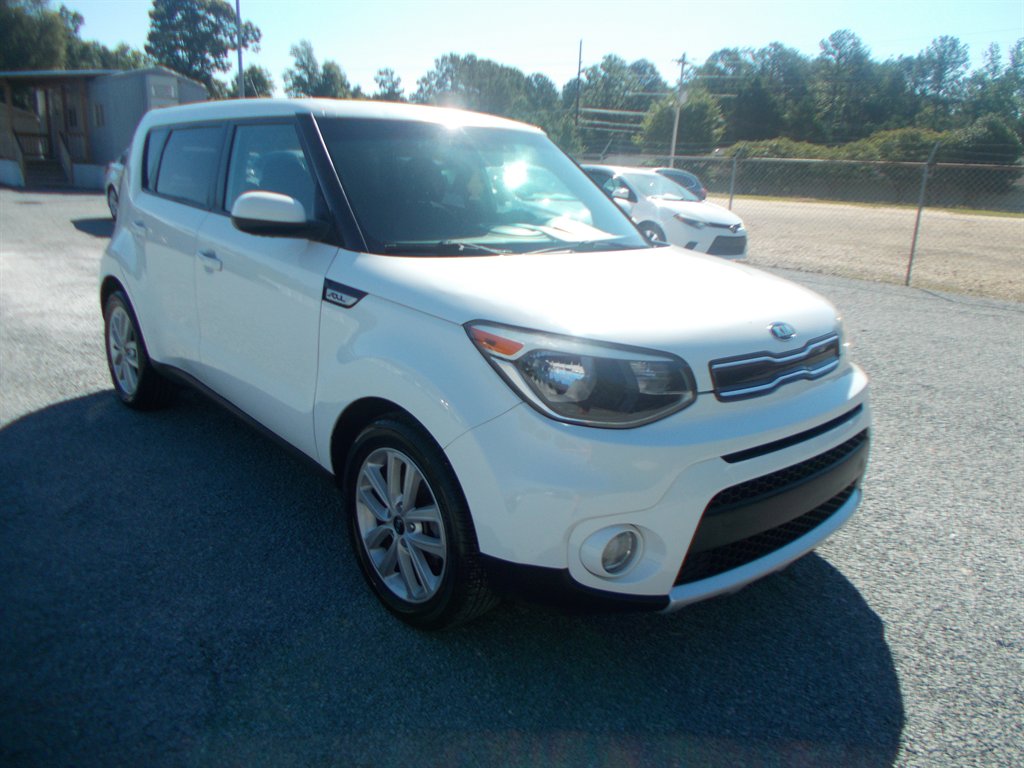 2017 Kia Soul - $9,000