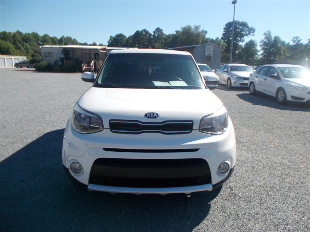 2017 Kia Soul - $9,000