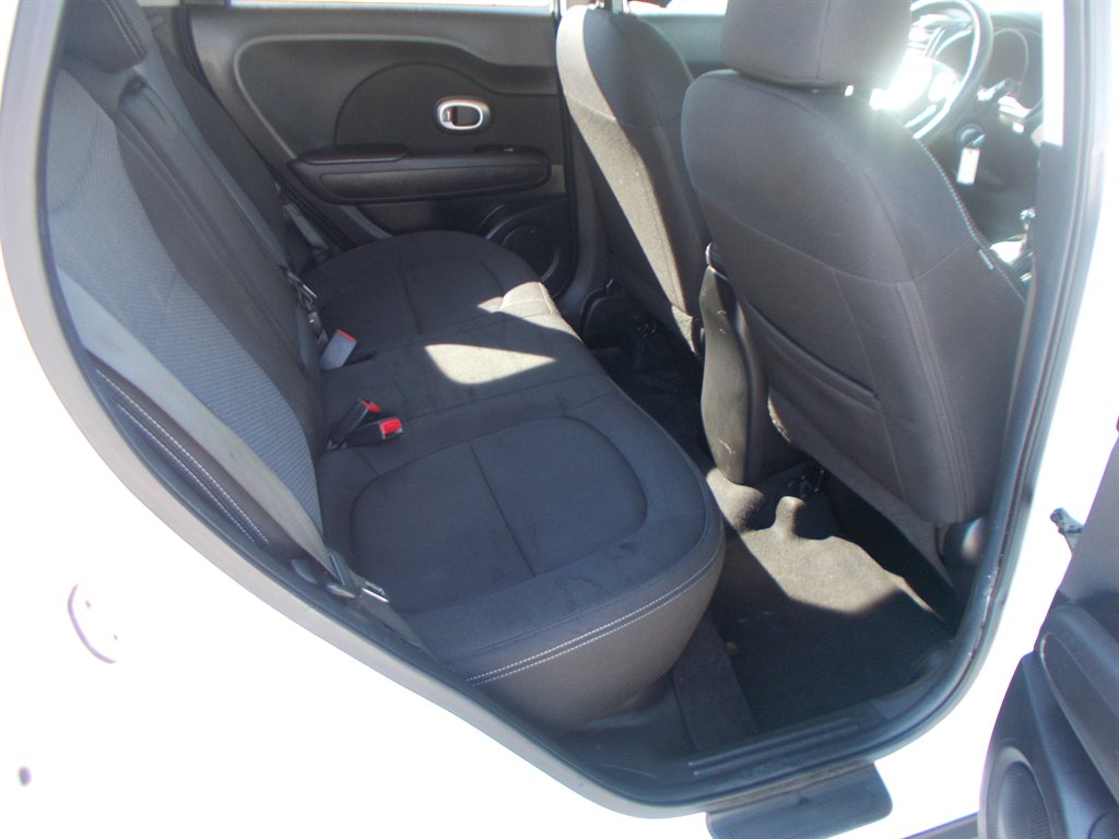 2017 Kia Soul - $9,000