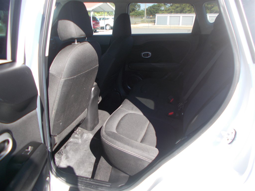 2017 Kia Soul - $9,000