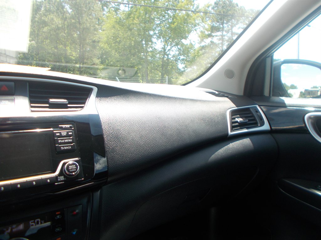 2018 Nissan Sentra - $9,000