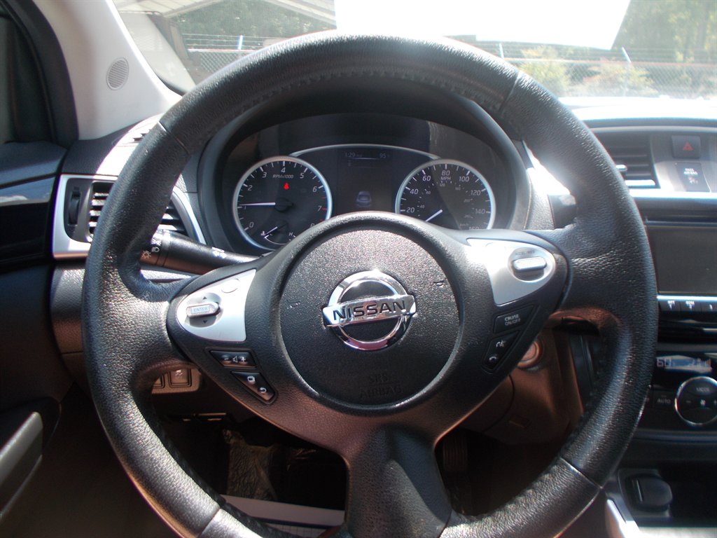 2018 Nissan Sentra - $9,000