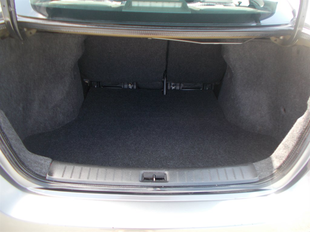 2018 Nissan Sentra - $9,000