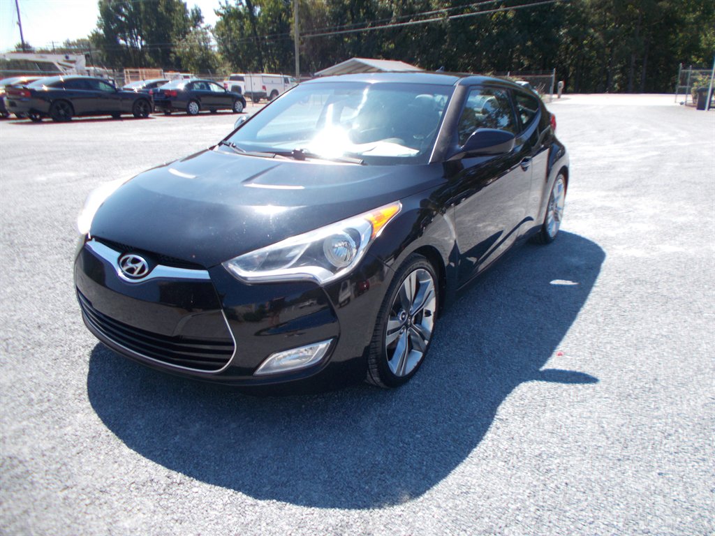 2014 Hyundai Veloster - $7,000
