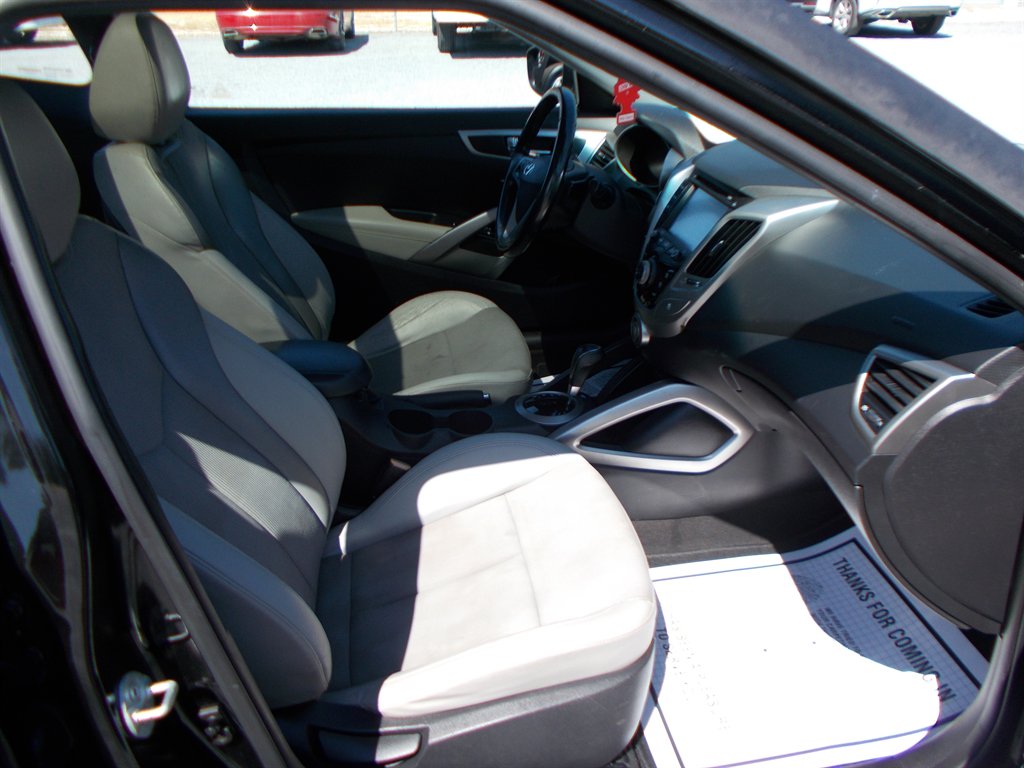 2014 Hyundai Veloster - $7,000