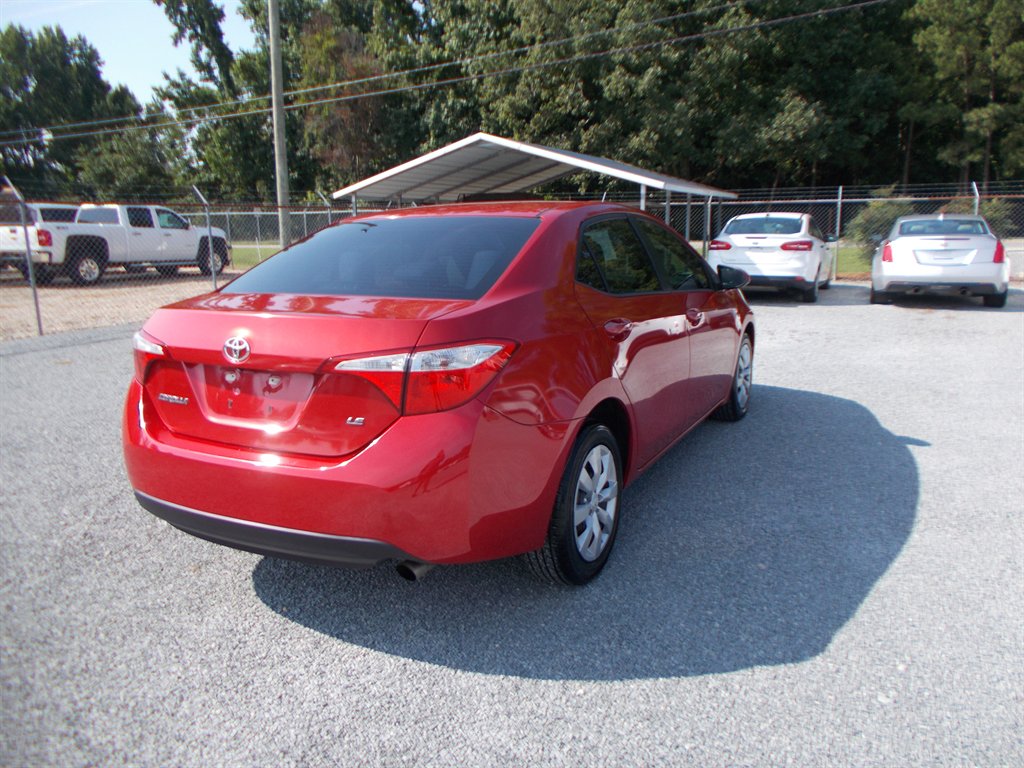 2015 Toyota Corolla - $9,500