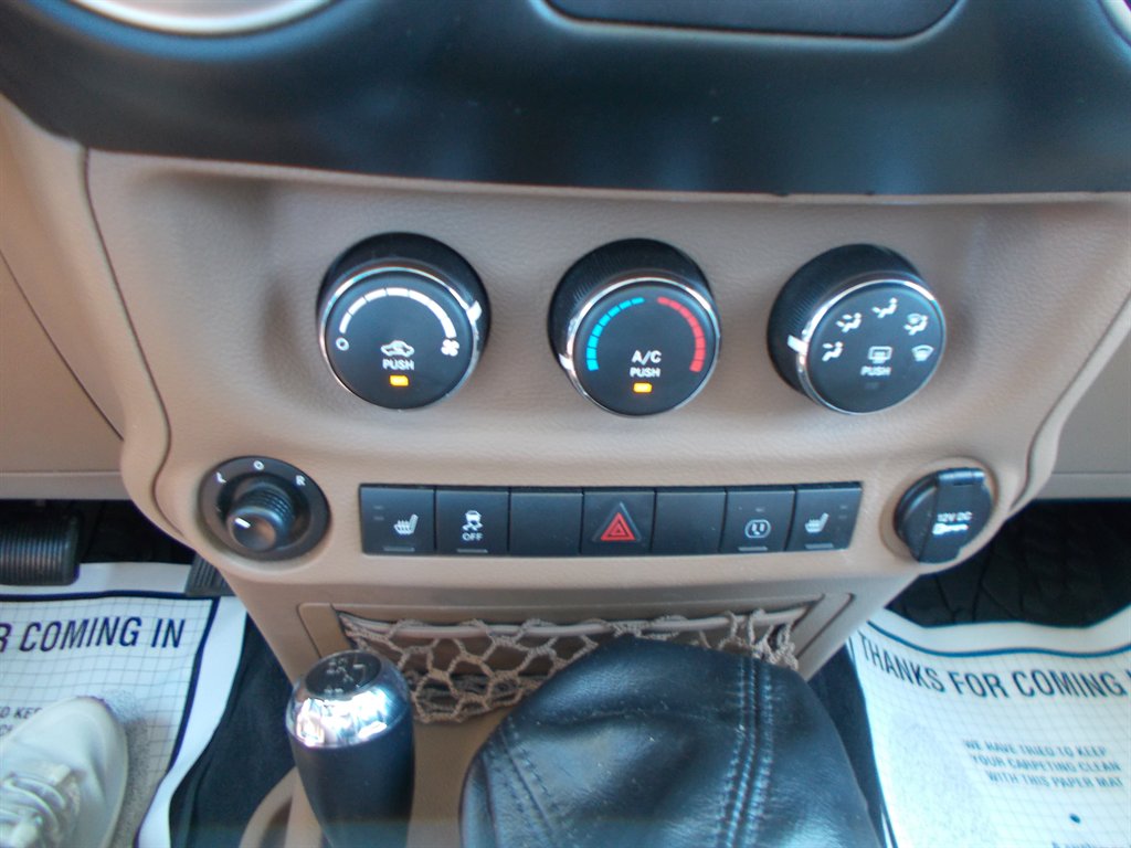 2017 Jeep Wrangler - $21,000