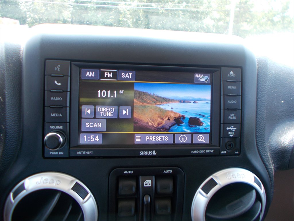 2017 Jeep Wrangler - $21,000