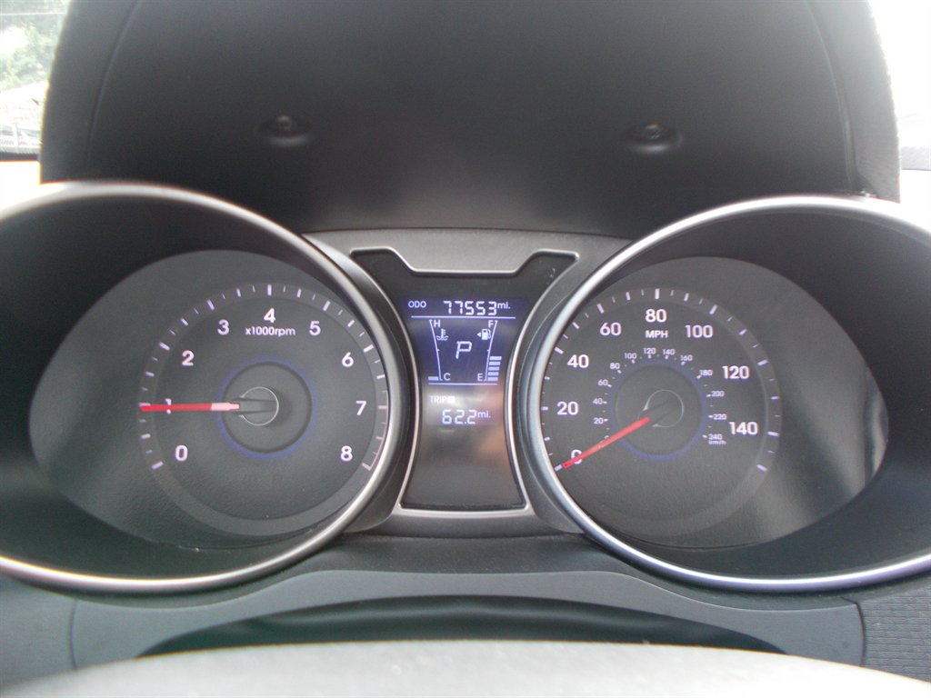 2016 Hyundai Veloster - $10,000