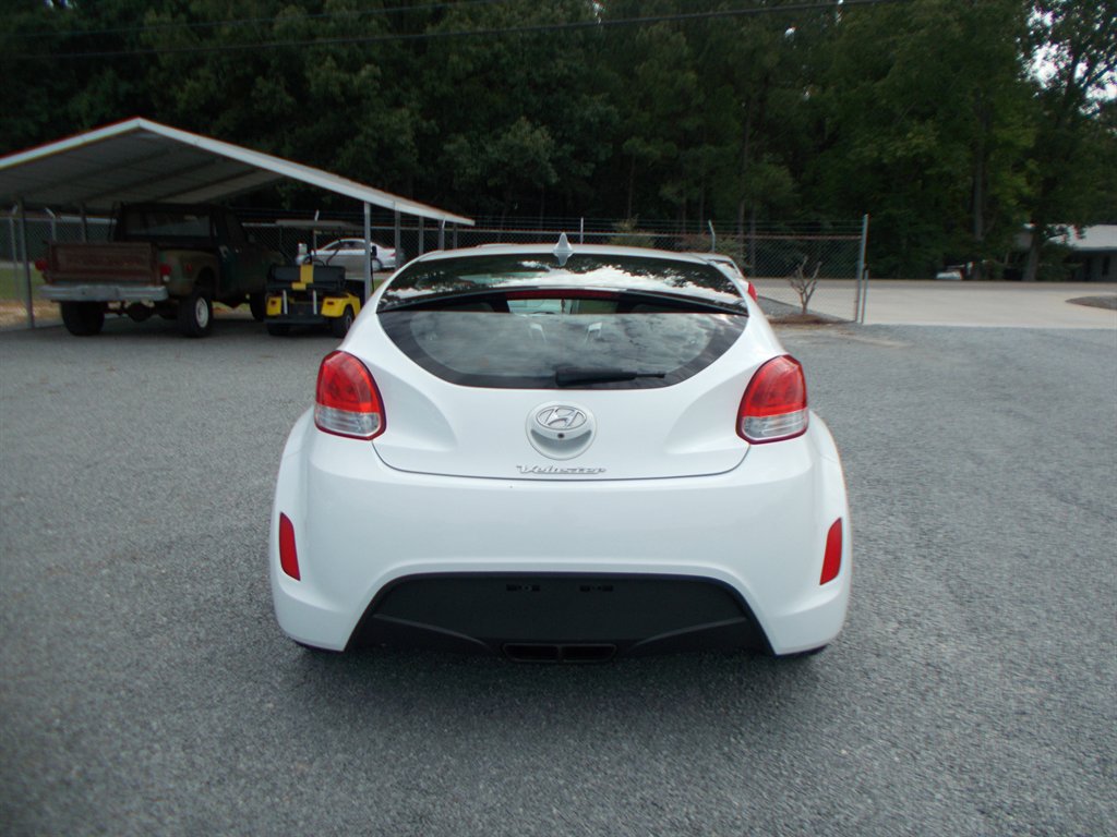 2016 Hyundai Veloster - $10,000