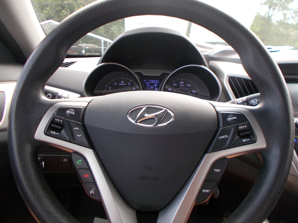 2016 Hyundai Veloster - $10,000